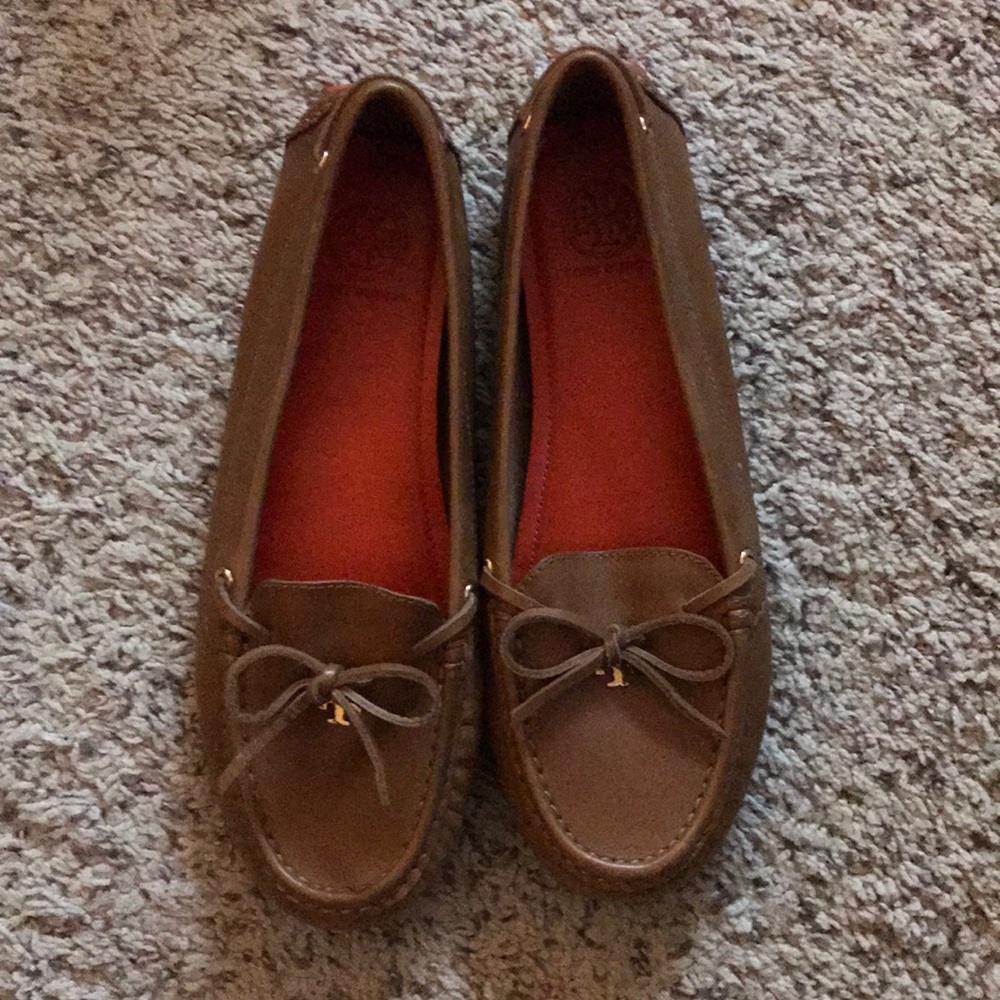 Tory Burch leather driver flats size 7